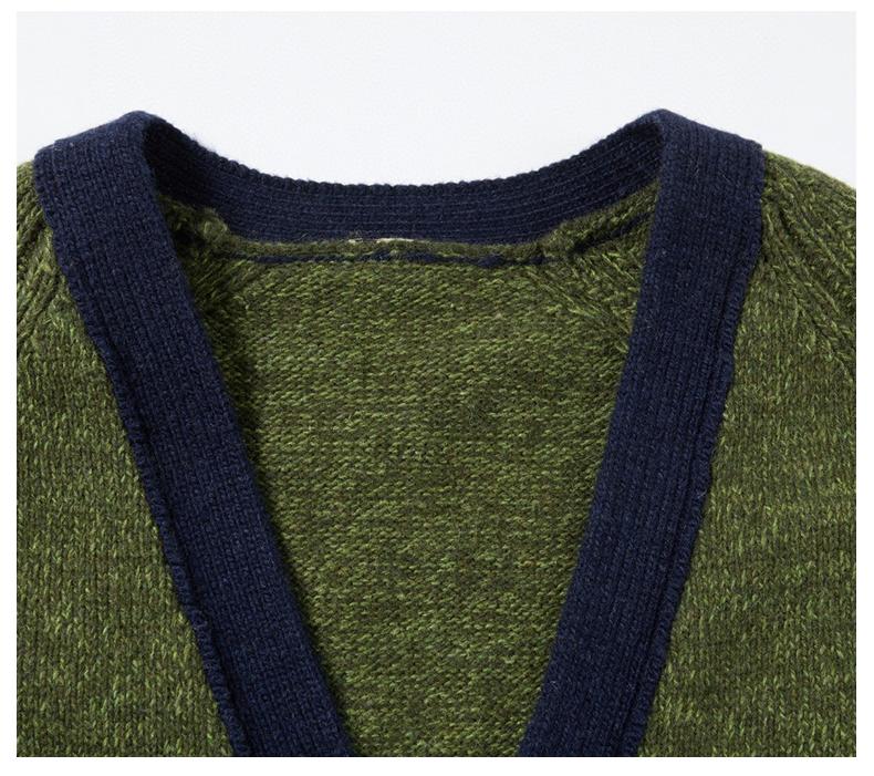 Unisex cardigan by Thom Browne, knitwear detail view