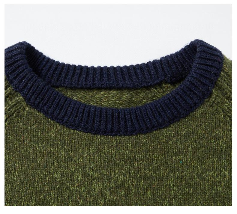 Unisex sweaters by Thom Browne, knitwear detail view