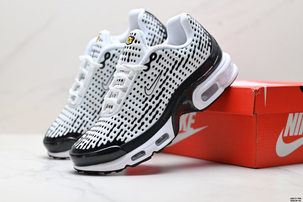 NIKE New Arrivals Running Shoe