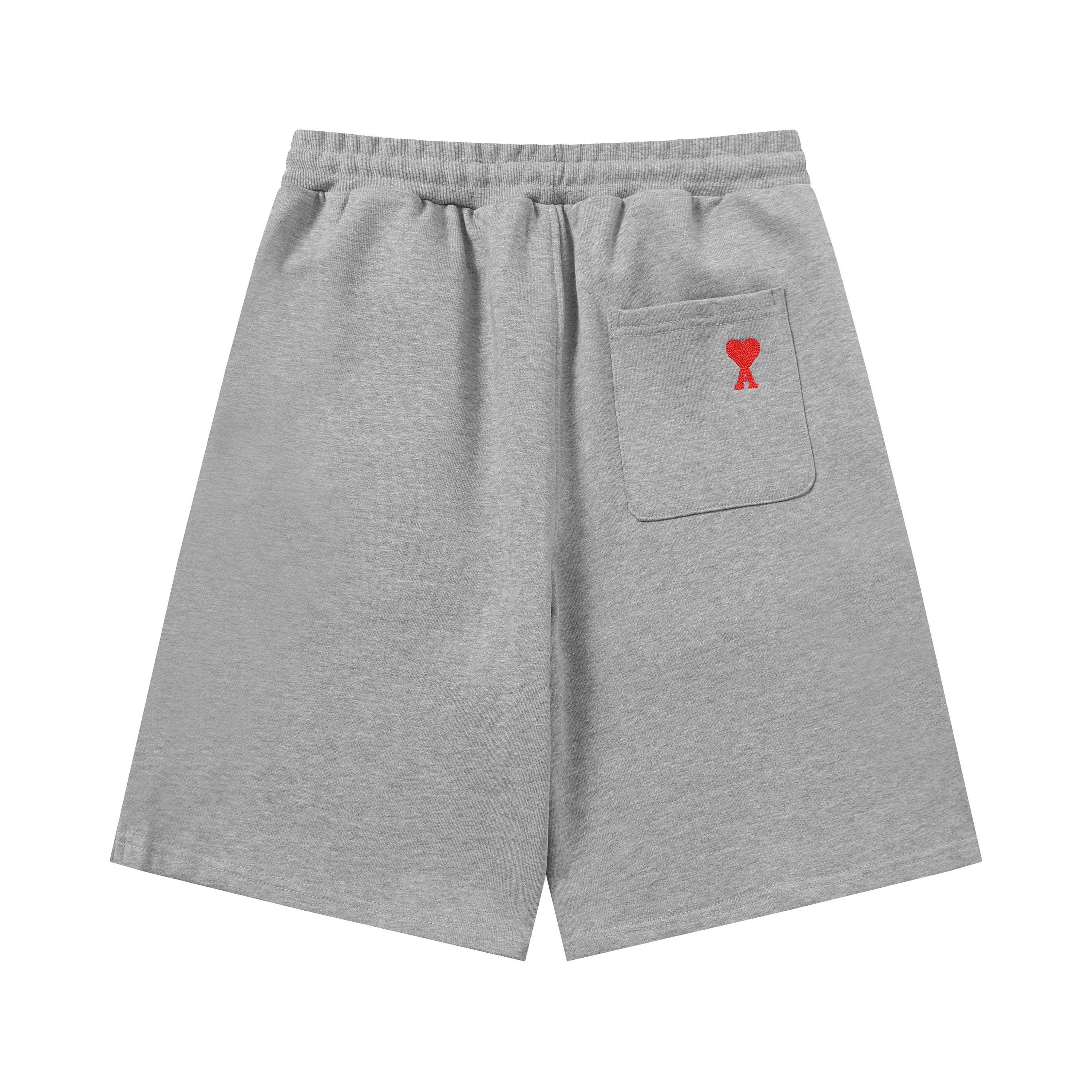 AMI  Classic Casual Shorts