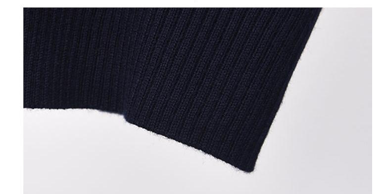 Four-Bar Wool Pullover Sweater by Thom Browne, knitwear detail view
