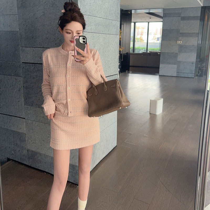 Wool skirt suit - Image 3