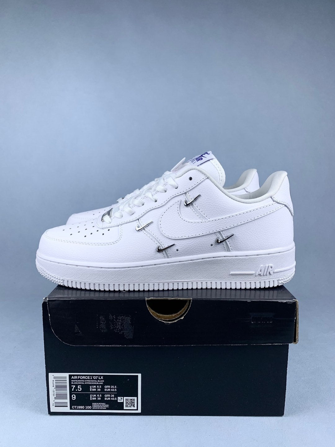 NIKE Air Force 1 Sneakers