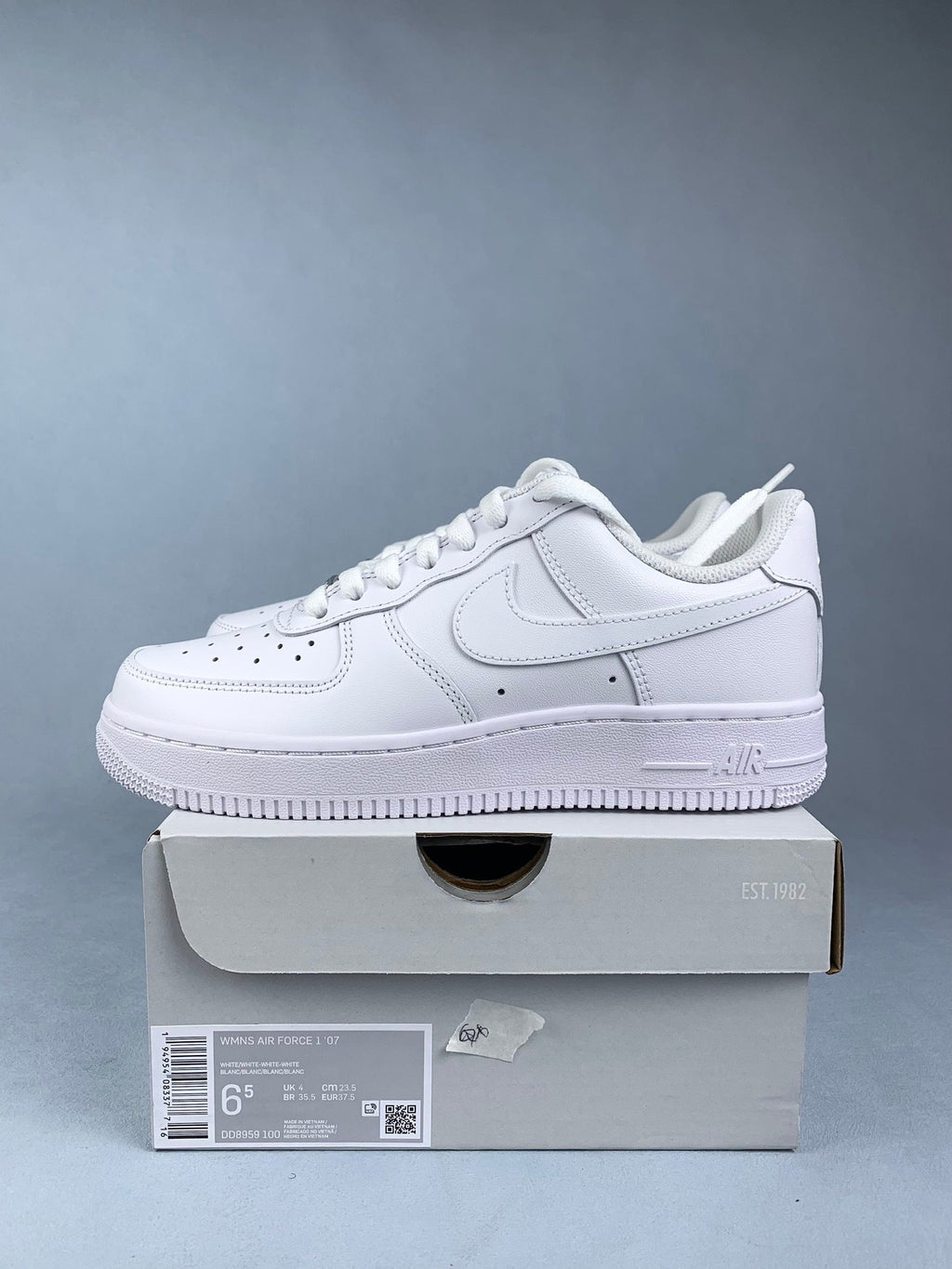 NIKE Air Force 1 Sneakers