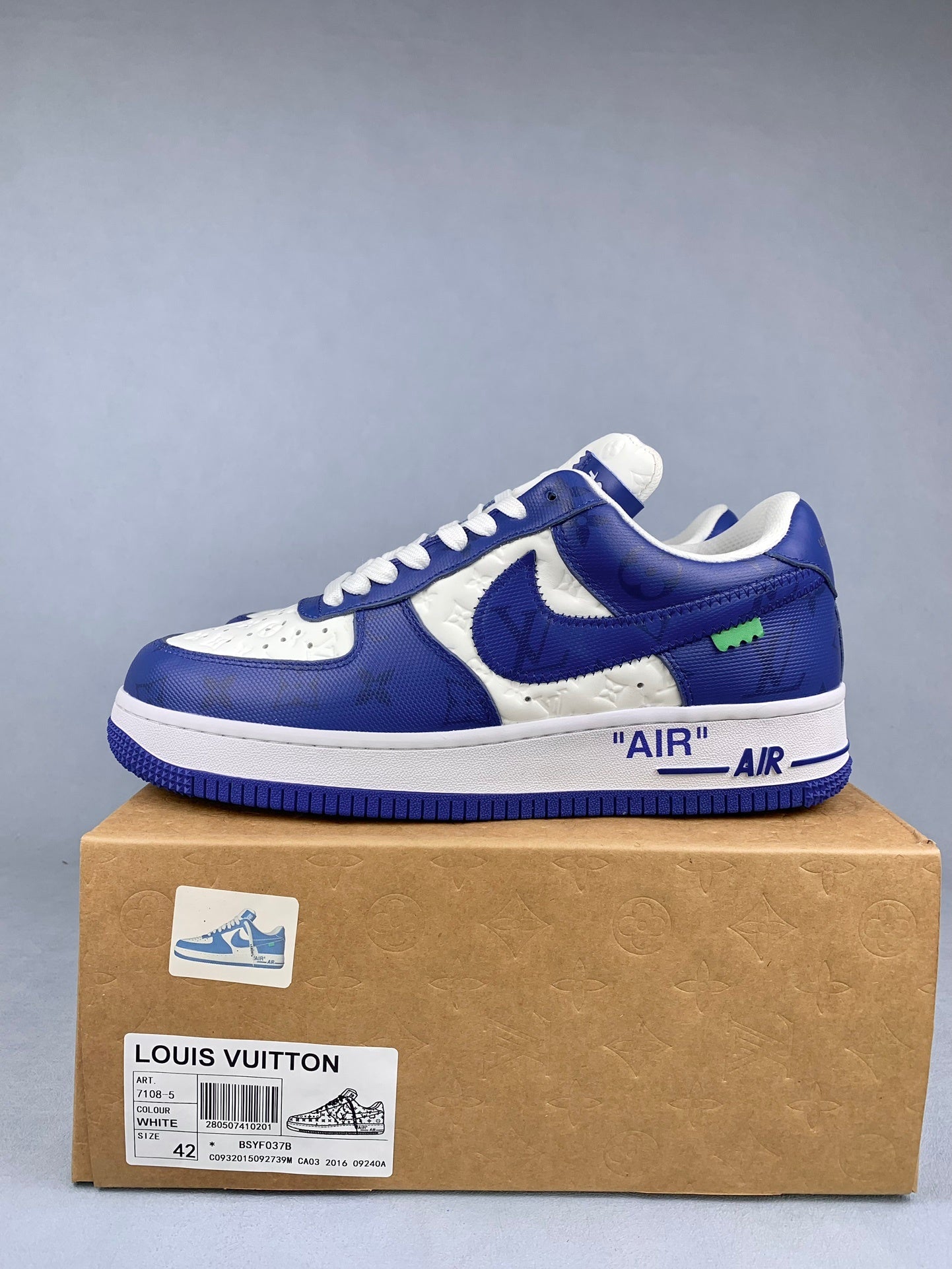 NIKE Air Force 1 Sneakers