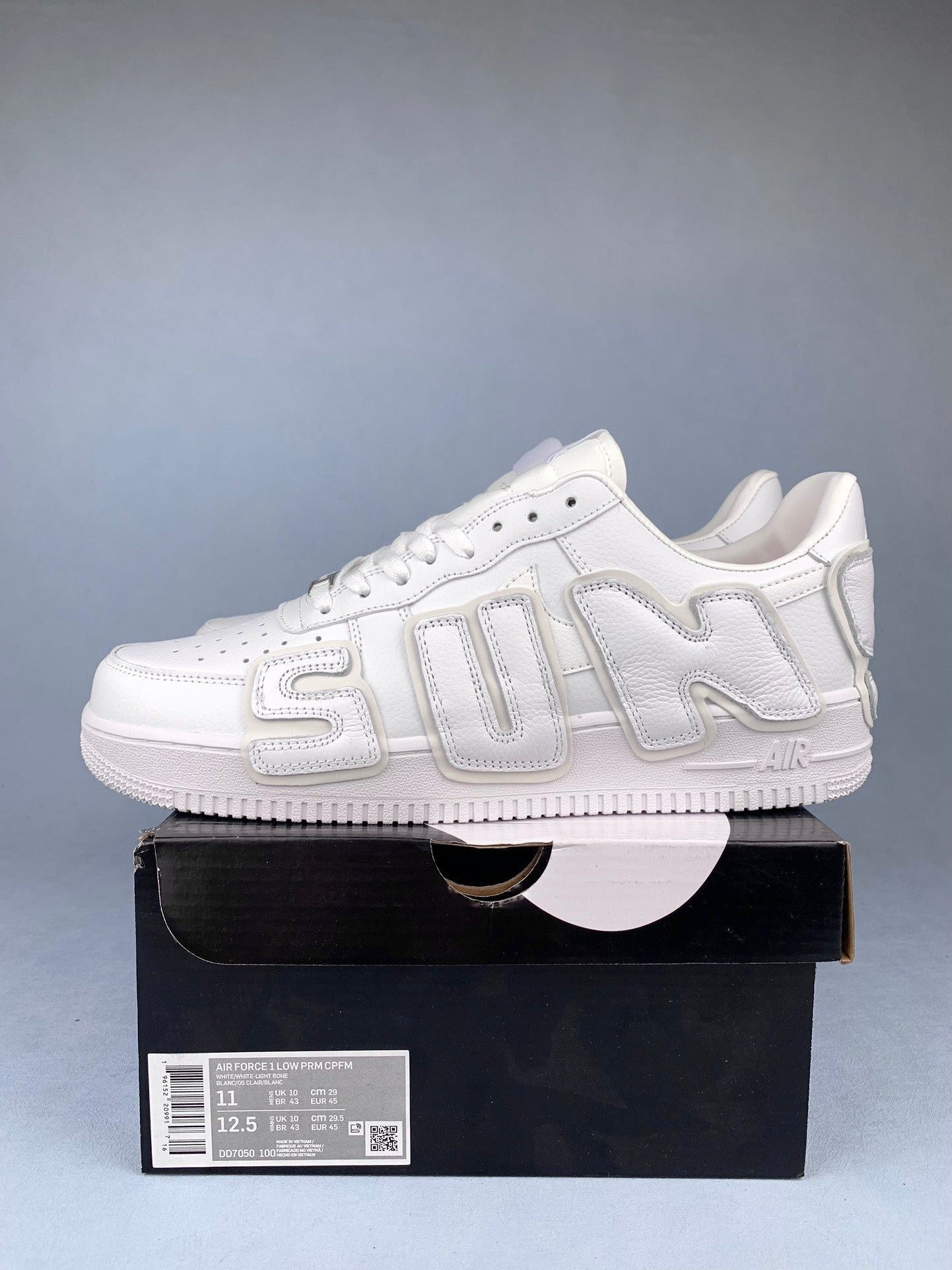 NIKE Air Force 1 Sneakers
