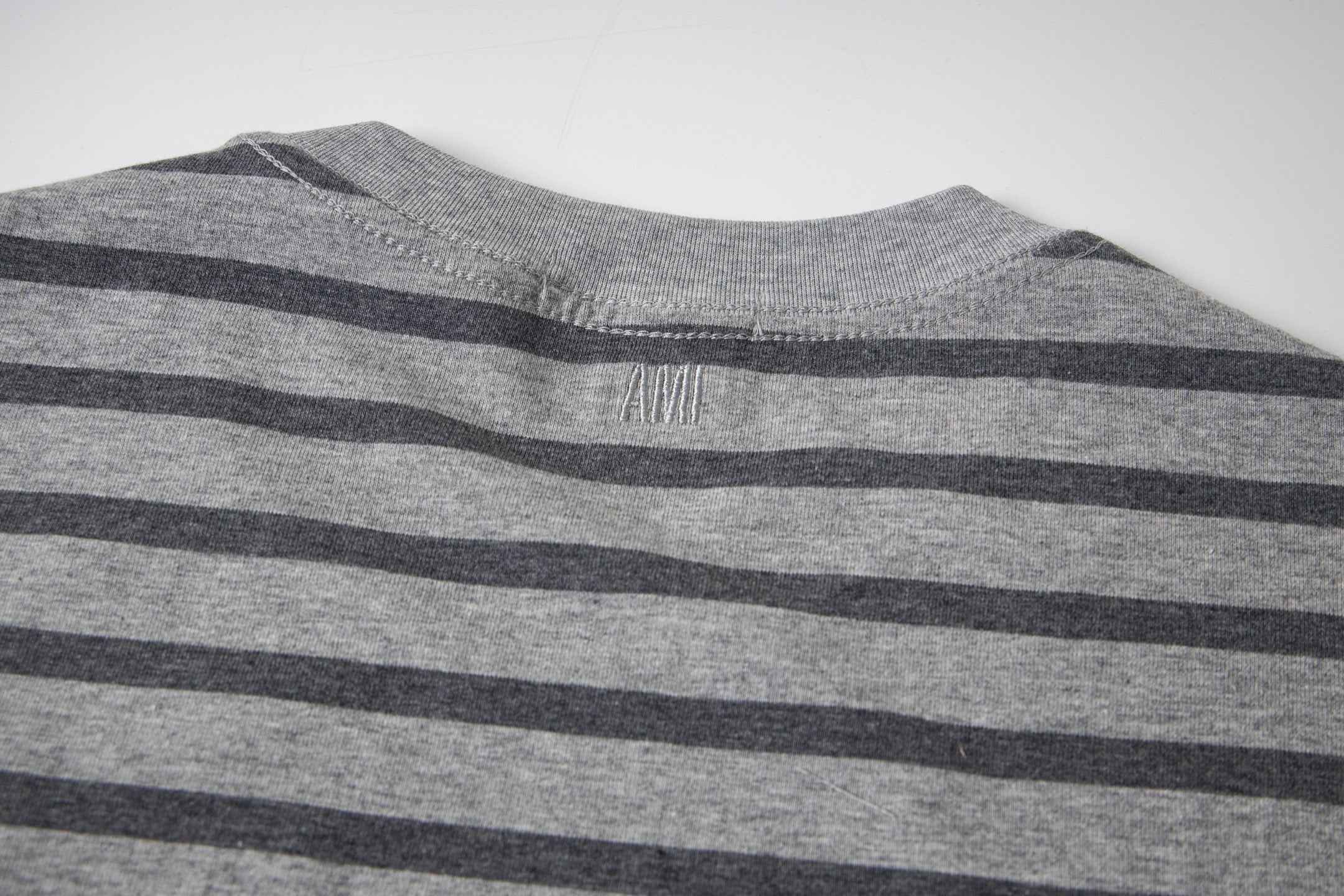 Heart Embroidery Striped Short-Sleeve T-Shirt ¨C Gray & Brown