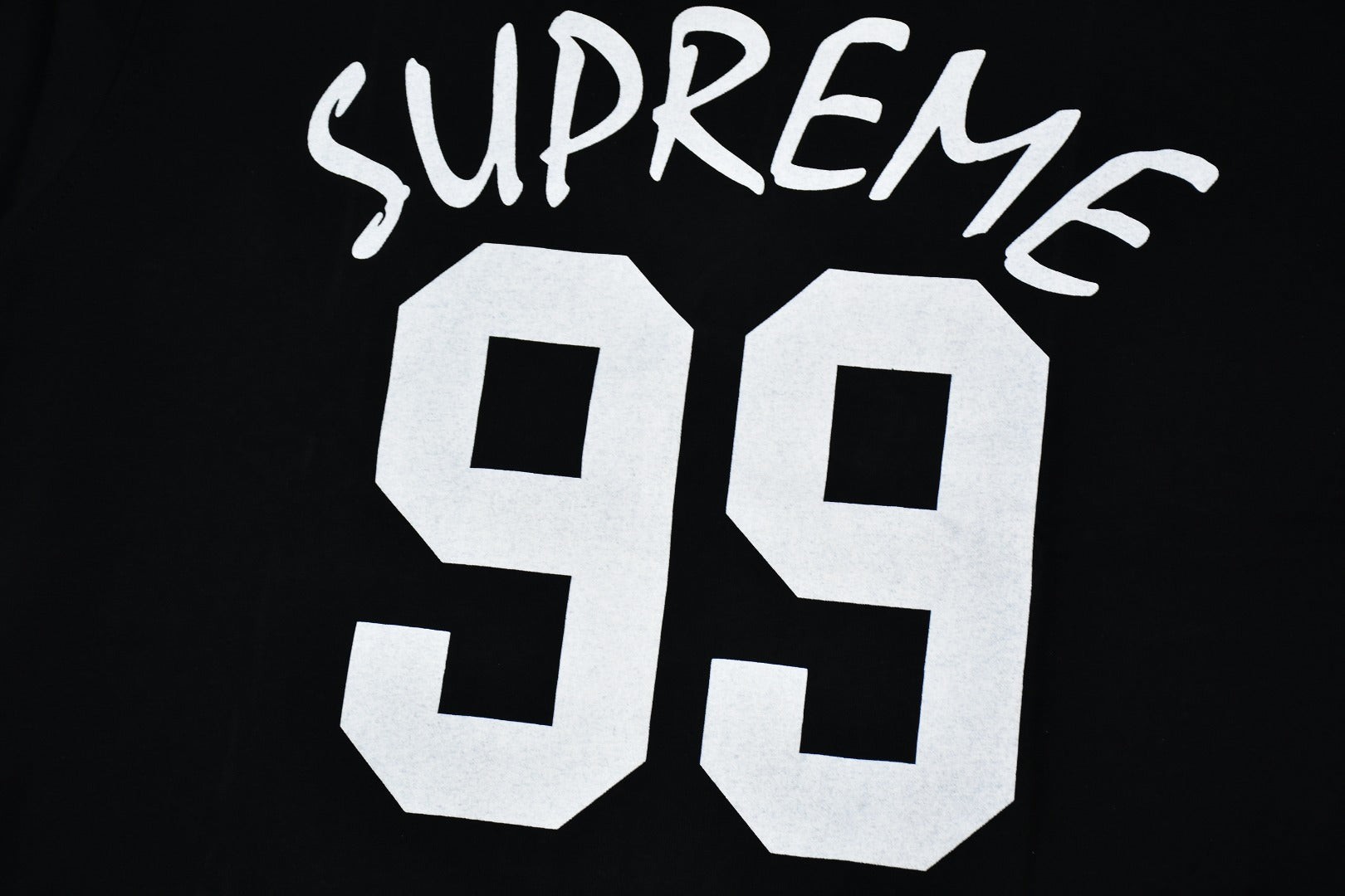 Graphic Print Long Sleeve Tee ¨C Unisex Light Luxury Station