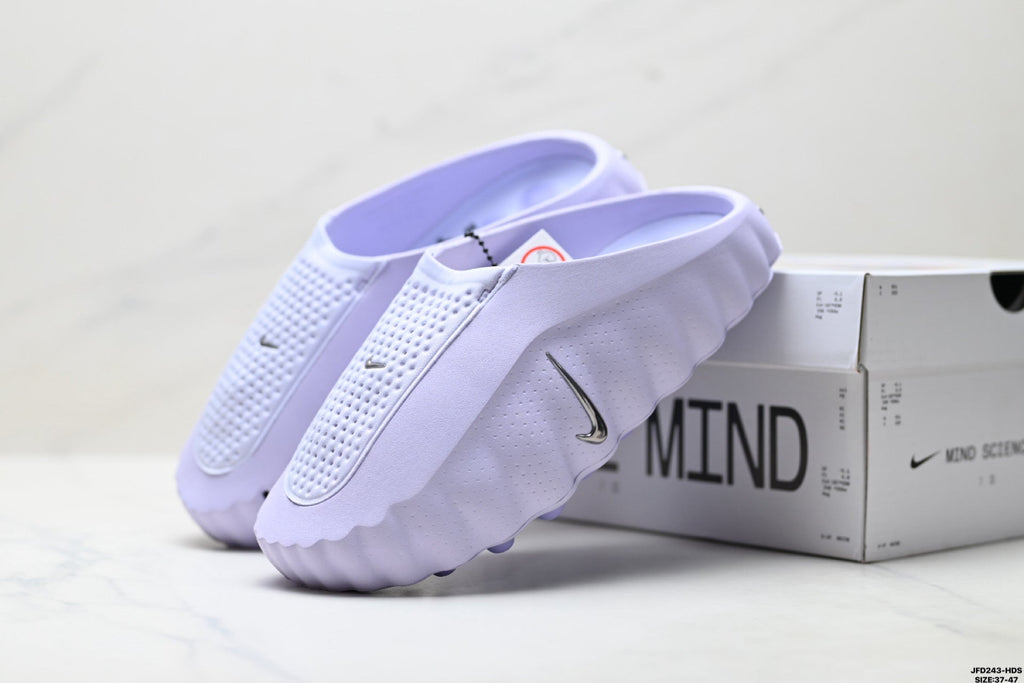 Comfortable and soft closed-toe slippers