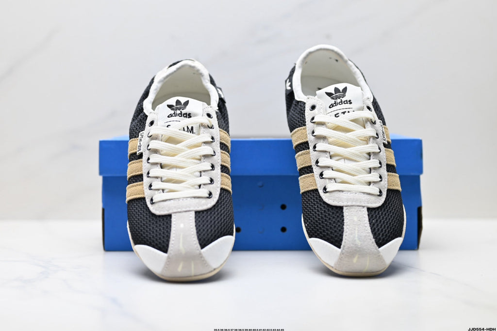 Adidas Classic Casual Sneakers – Lightweight & Non-Slip