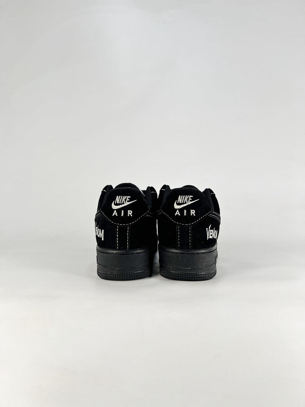 Nike Air Force 1 Low Heritage | Black Suede Contrast Stitch Sneakers
