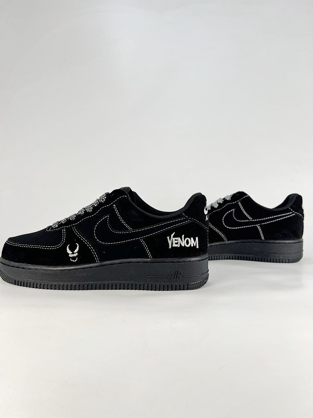 Nike Air Force 1 Low Heritage | Black Suede Contrast Stitch Sneakers