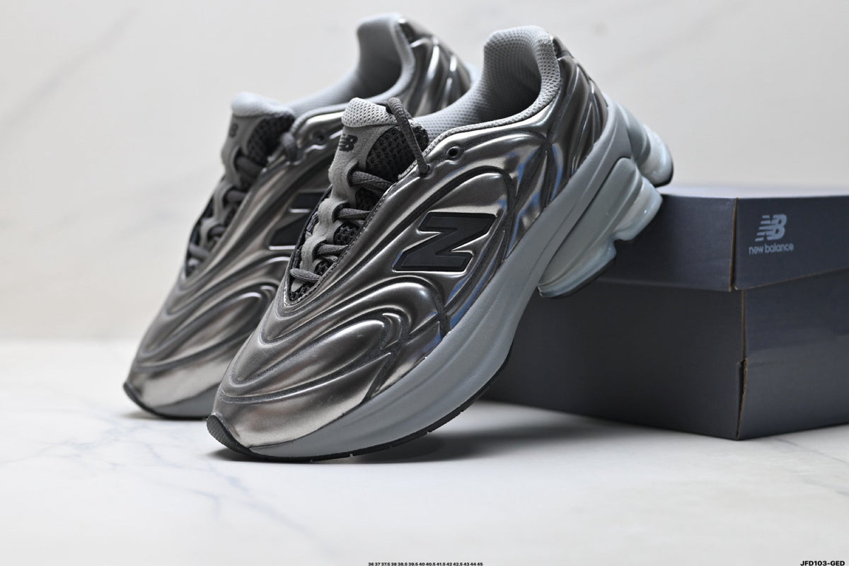 New Balance 1906 Metallic Lifestyle Sneakers – Silver