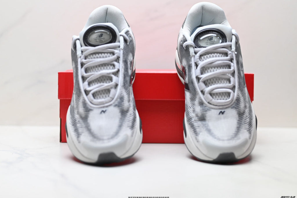 New Balance ACRunner Running Shoes ¨C Black White