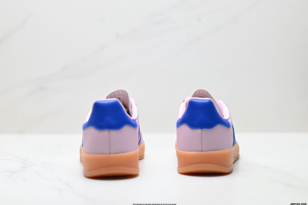 Adidas Classic Low Top Sneakers