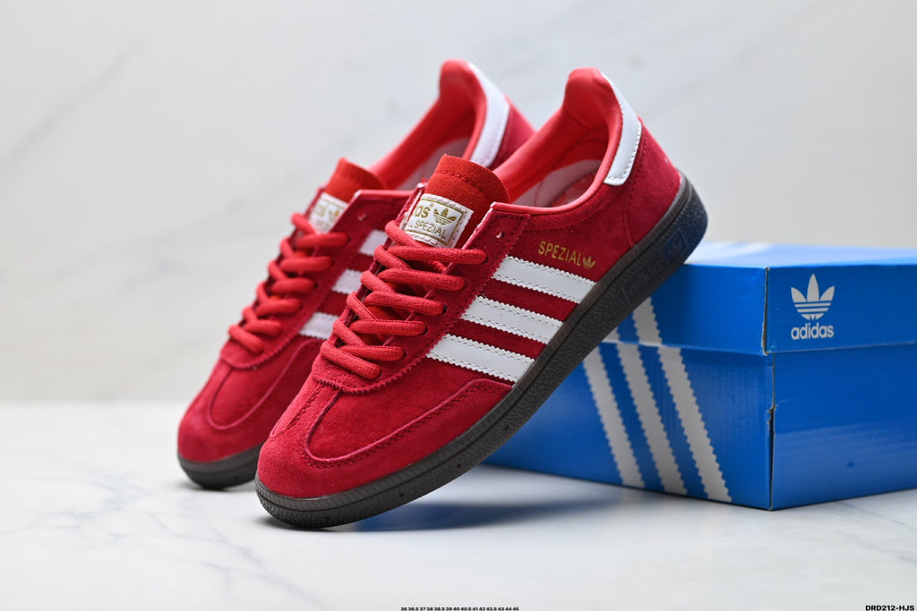 Adidas Classic Retro Low Top Sneakers