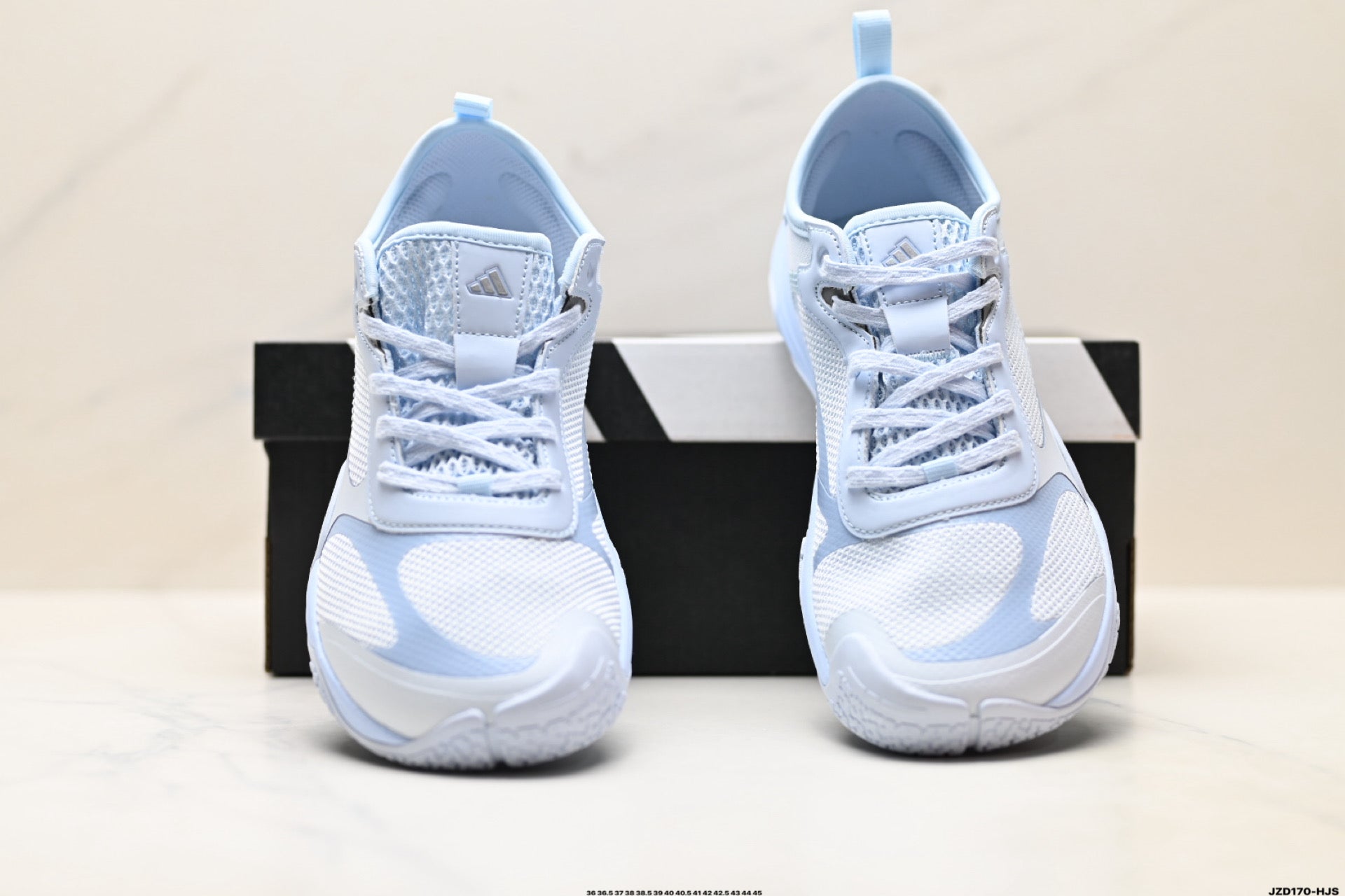 Adidas Low Top Sport Sneakers