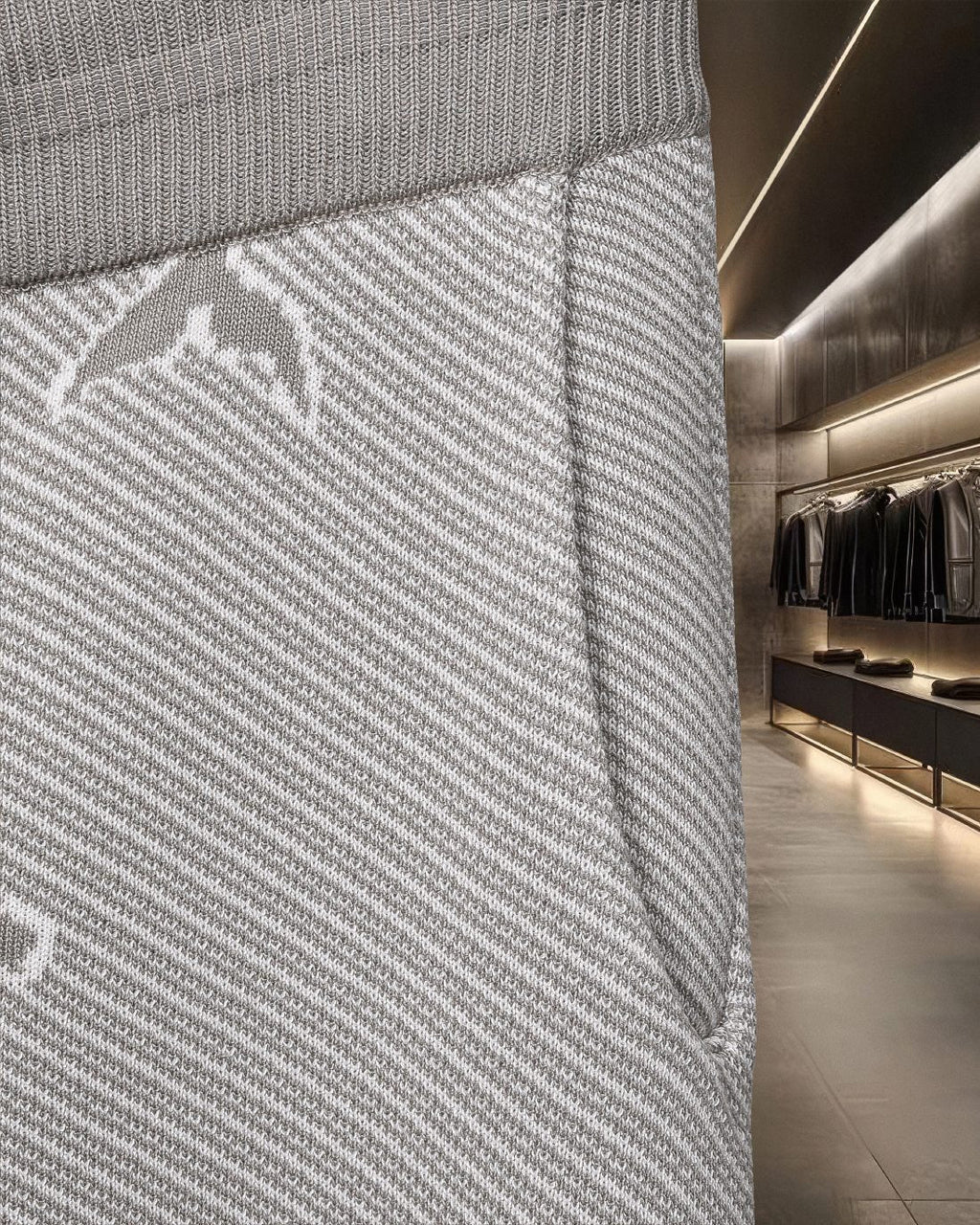Thom Browne Style Four-Bar Stripe Knit Shorts - Image 8