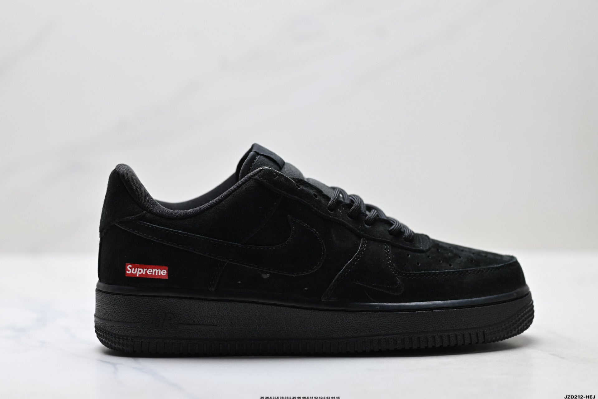 Nike Air Force 1 ’07 Black Sneakers