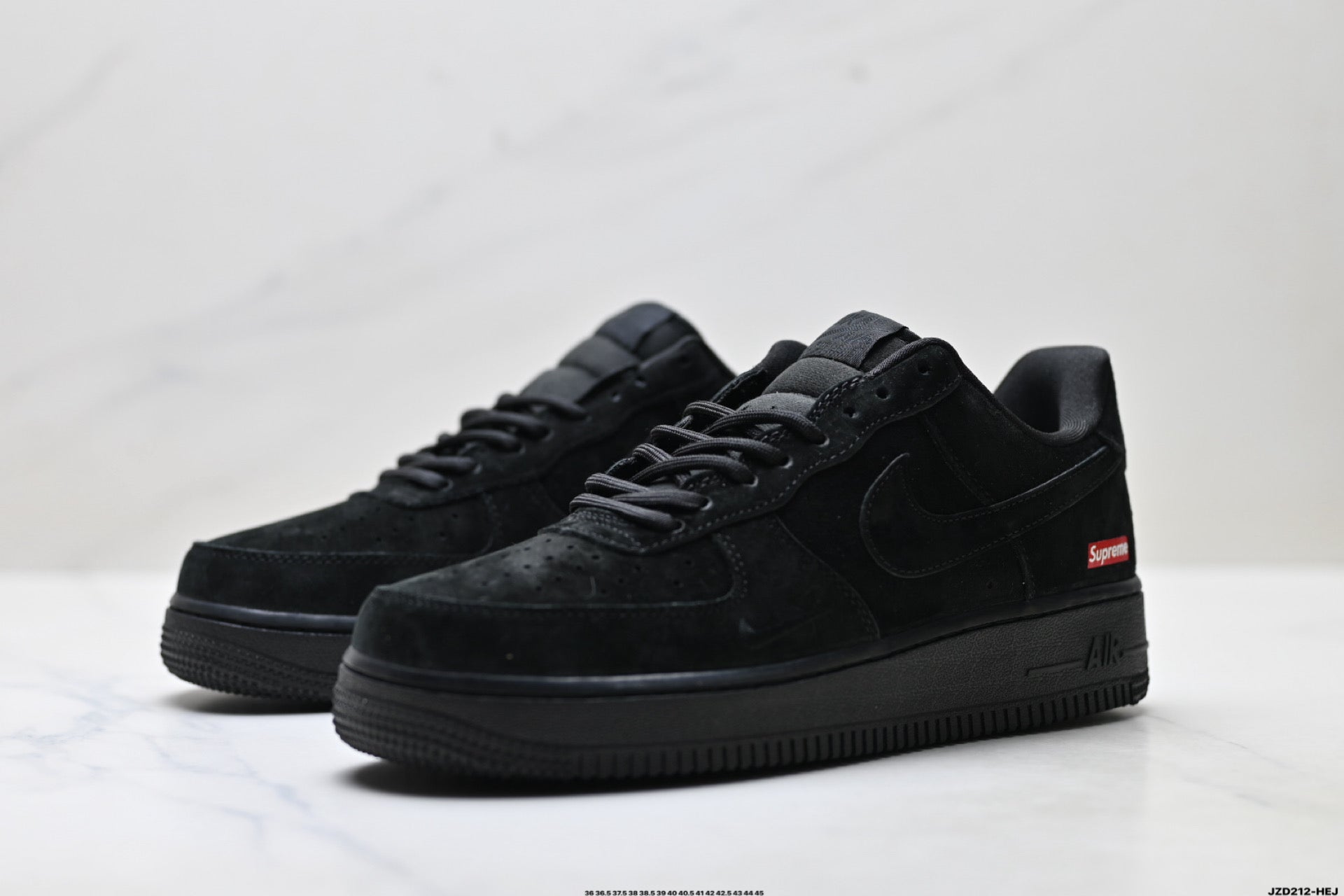 Nike Air Force 1 ’07 Black Sneakers