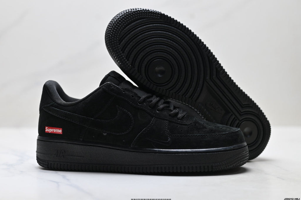 Nike Air Force 1 ’07 Black Sneakers