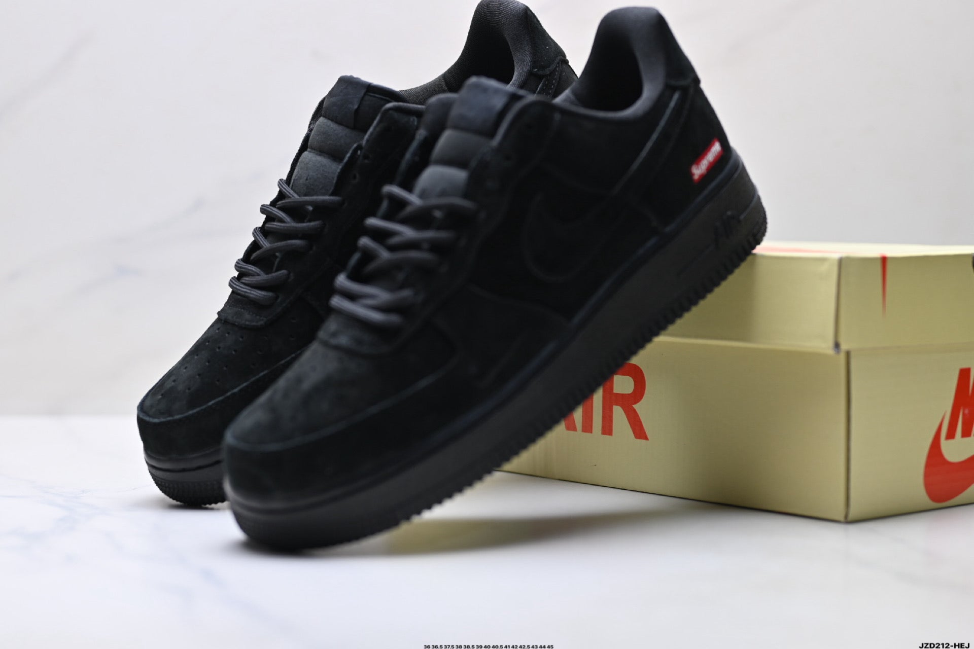 Nike Air Force 1 ’07 Black Sneakers