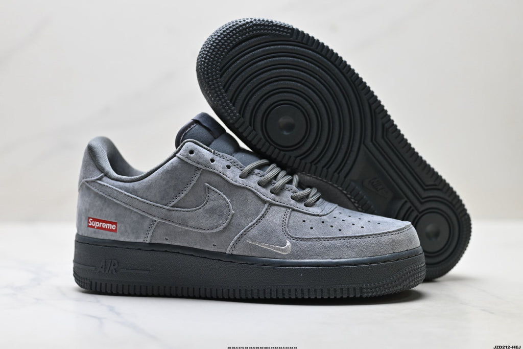 Nike Air Force 1 ’07 Grey Sneakers