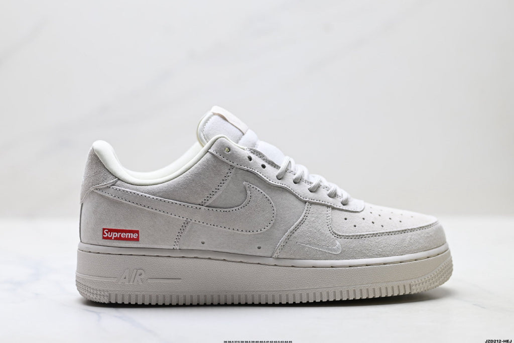 Nike Air Force 1 ’07 Light Grey Sneakers