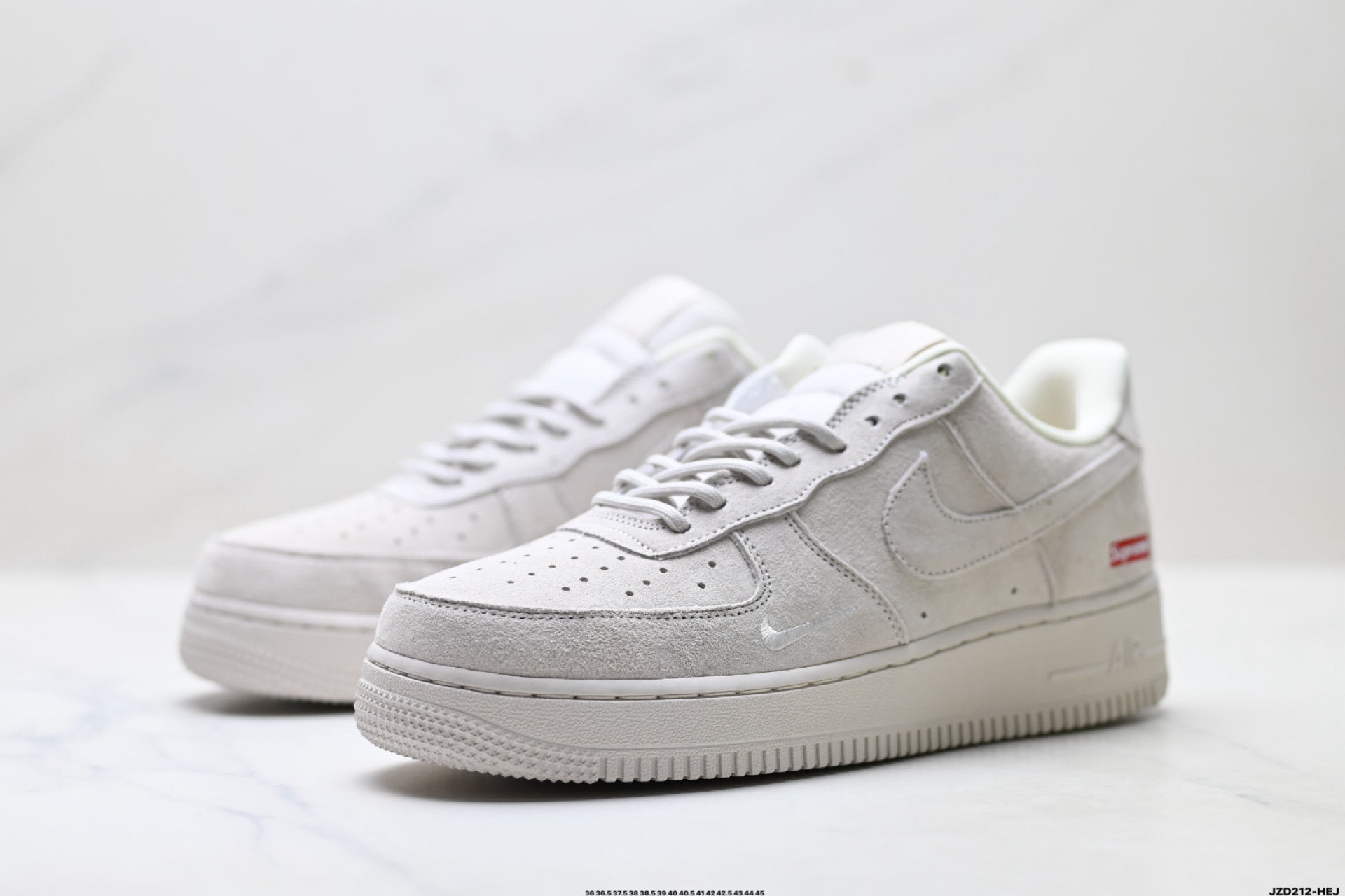 Nike Air Force 1 ’07 Light Grey Sneakers