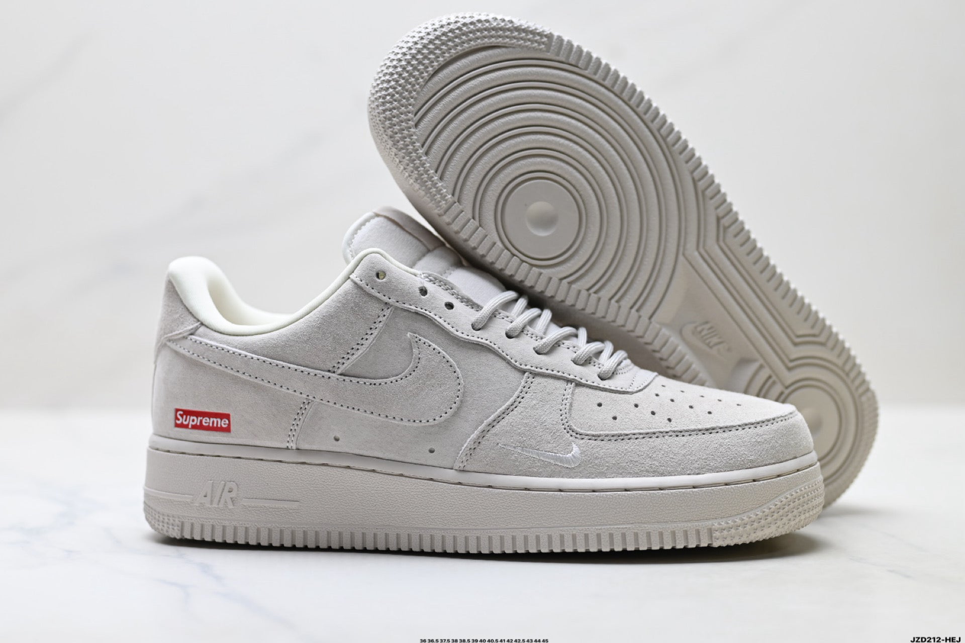 Nike Air Force 1 ’07 Light Grey Sneakers