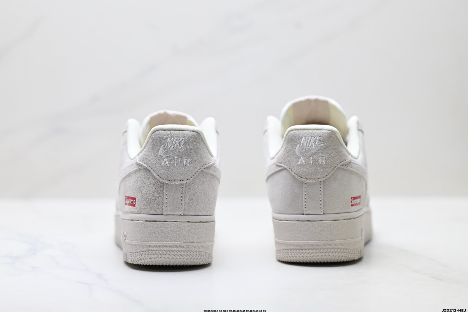 Nike Air Force 1 ’07 Light Grey Sneakers
