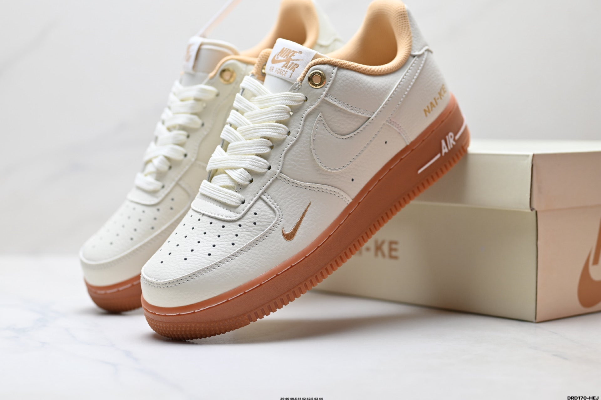 Nike Air Force 1 ’07 Cream Sneakers