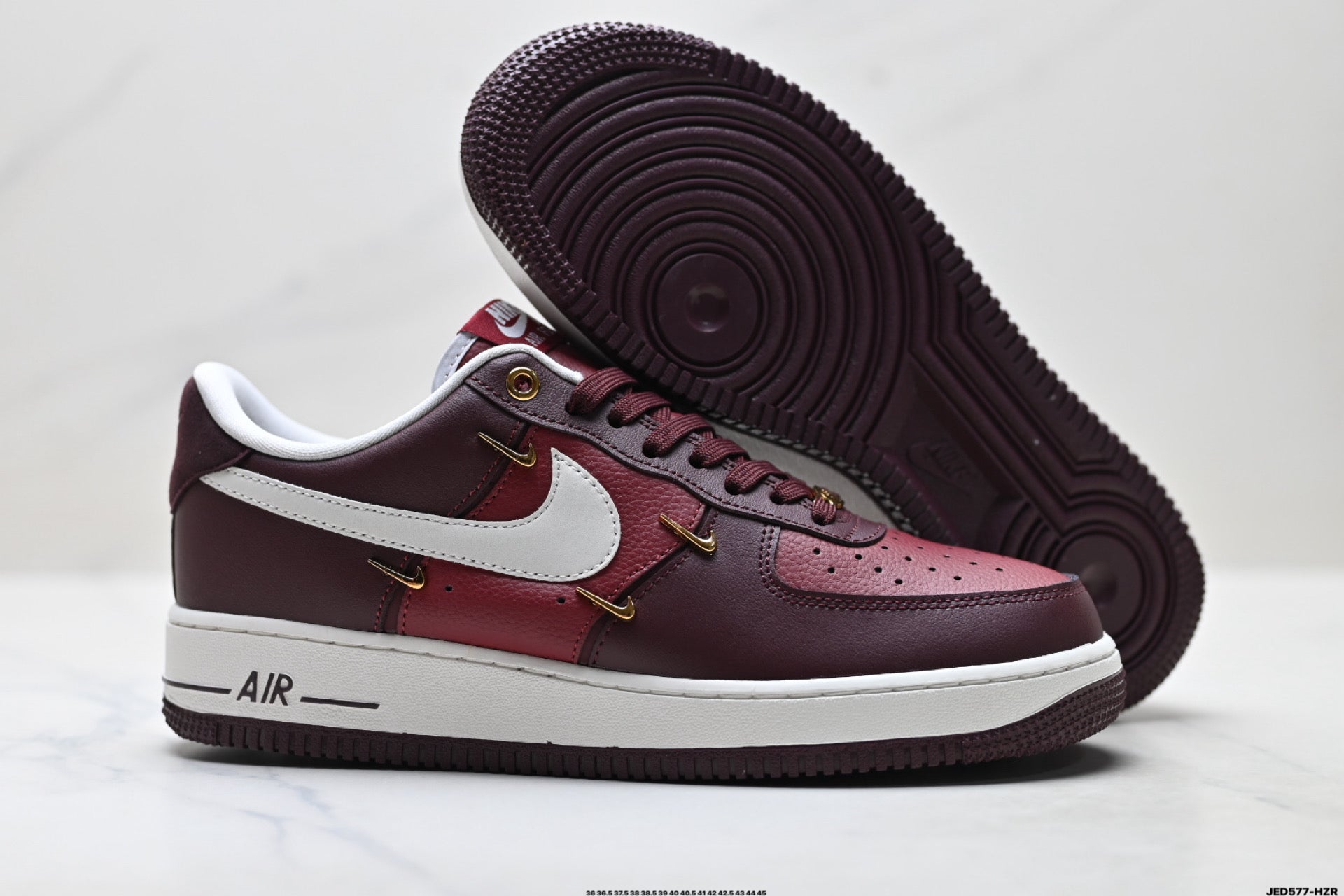 Nike Air Force 1 ’07 Burgundy Sneakers
