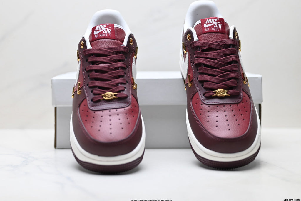 Nike Air Force 1 ’07 Burgundy Sneakers