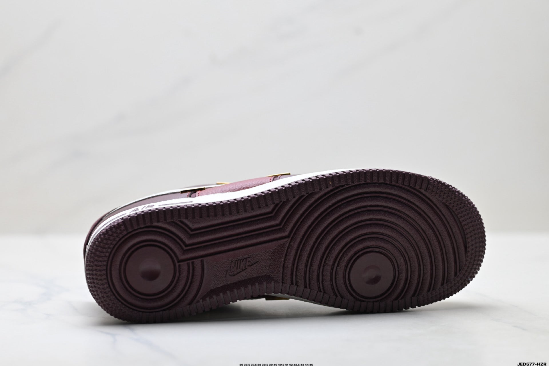 Nike Air Force 1 ’07 Burgundy Sneakers