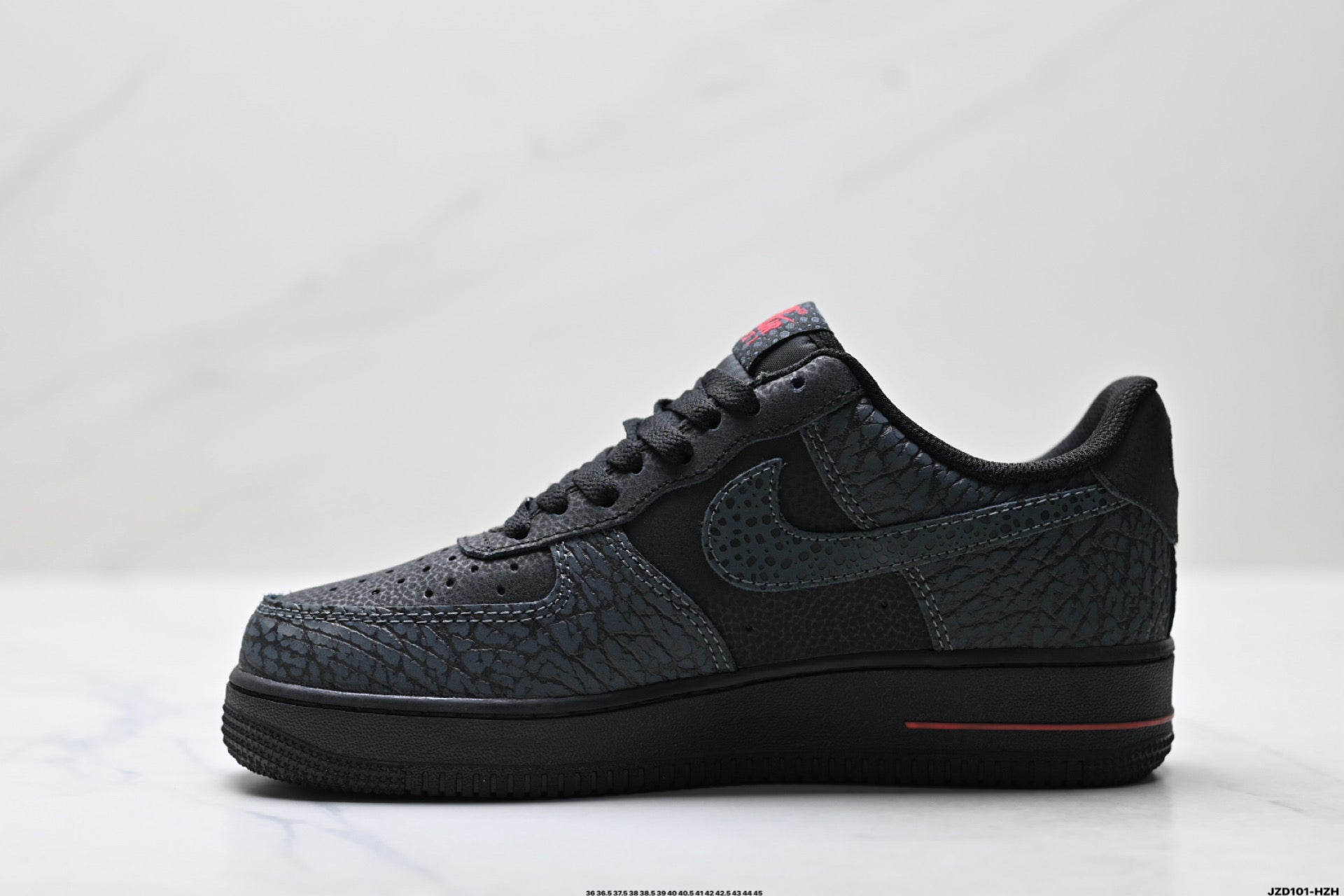 Nike Air Force 1 ’07 Black Sneakers