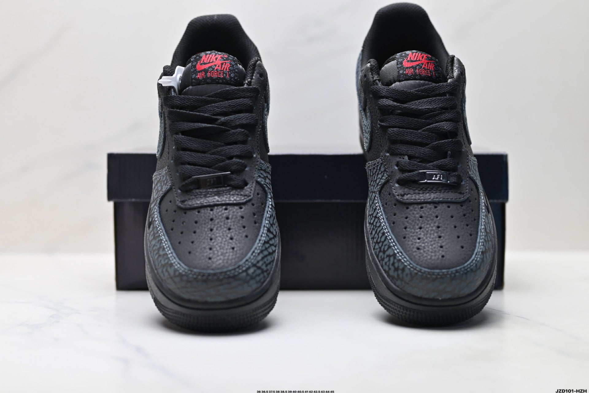 Nike Air Force 1 ’07 Black Sneakers