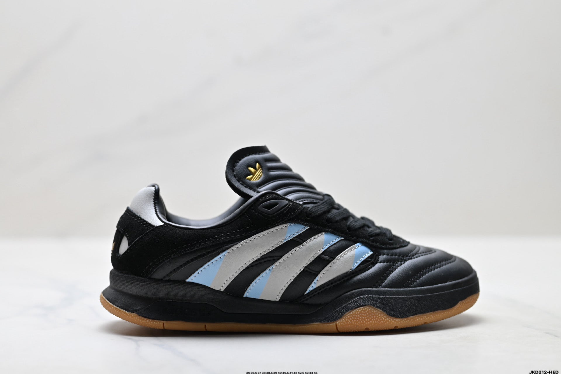 Adidas Predator Mundial Sneakers