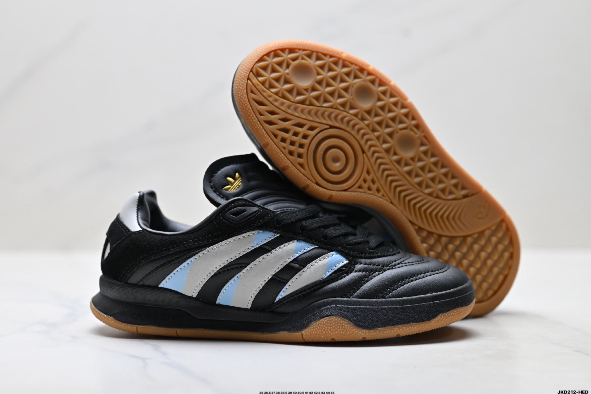 Adidas Predator Mundial Sneakers
