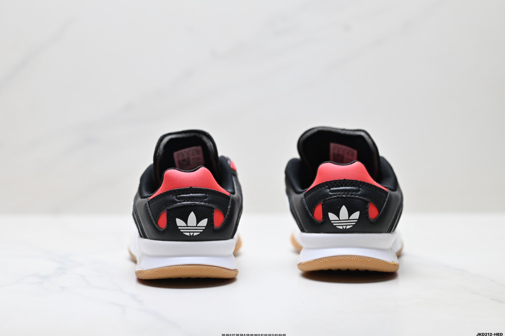 Adidas Predator Mundial Sneakers