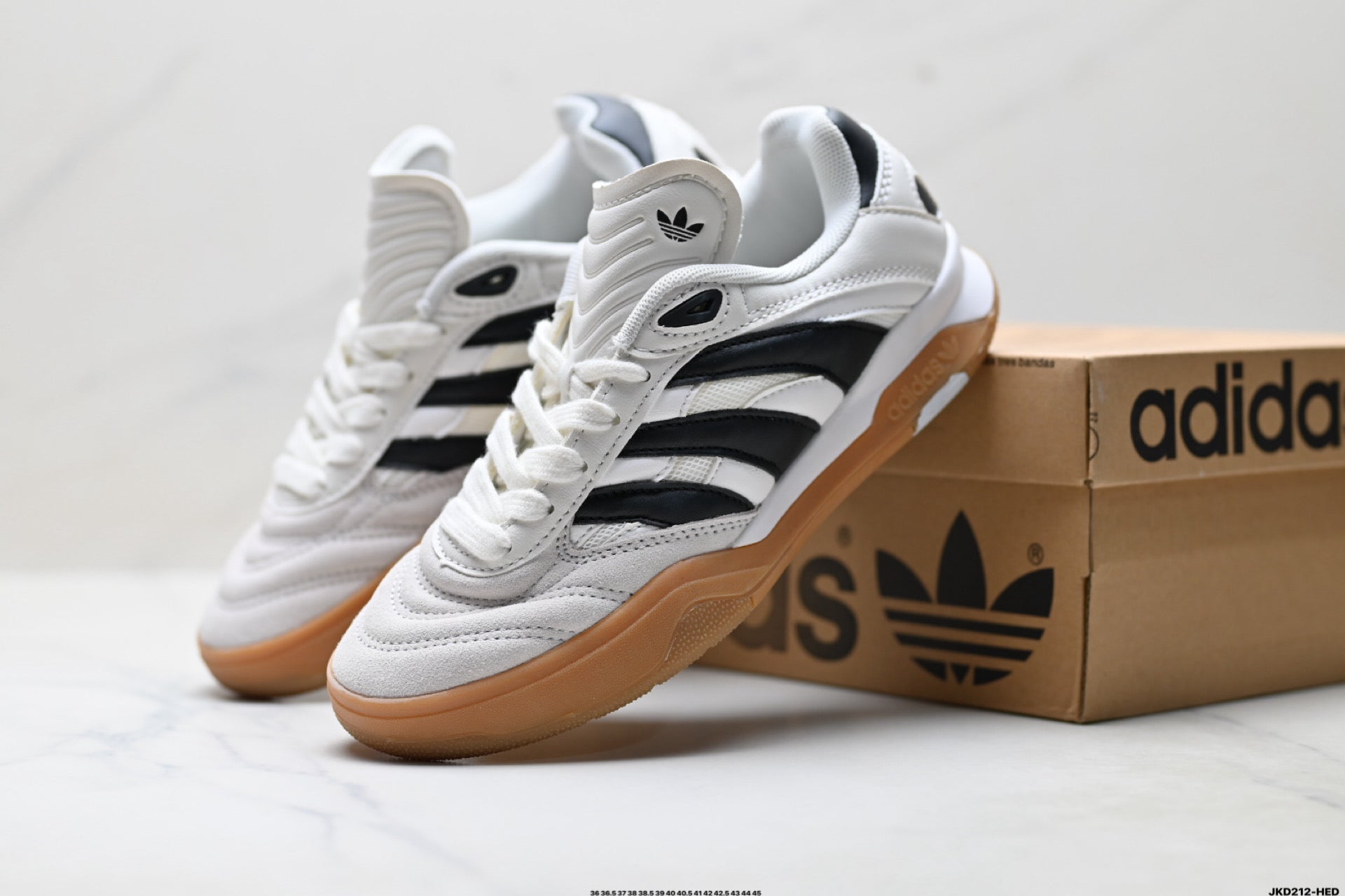 Adidas Predator Mundial Sneakers