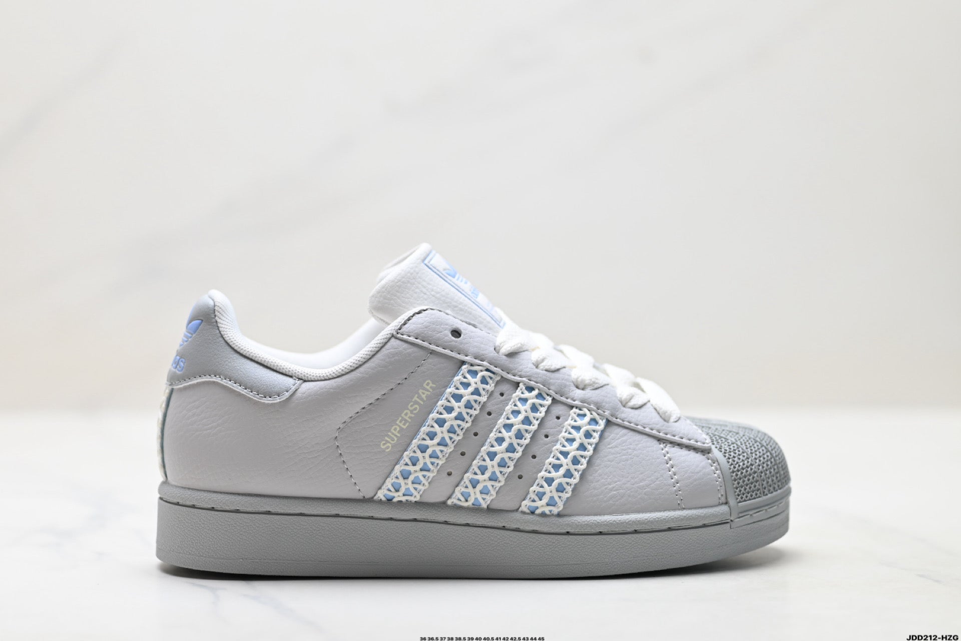 Adidas Superstar Sneakers