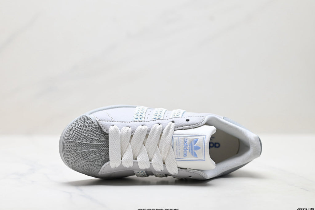 Adidas Superstar Sneakers