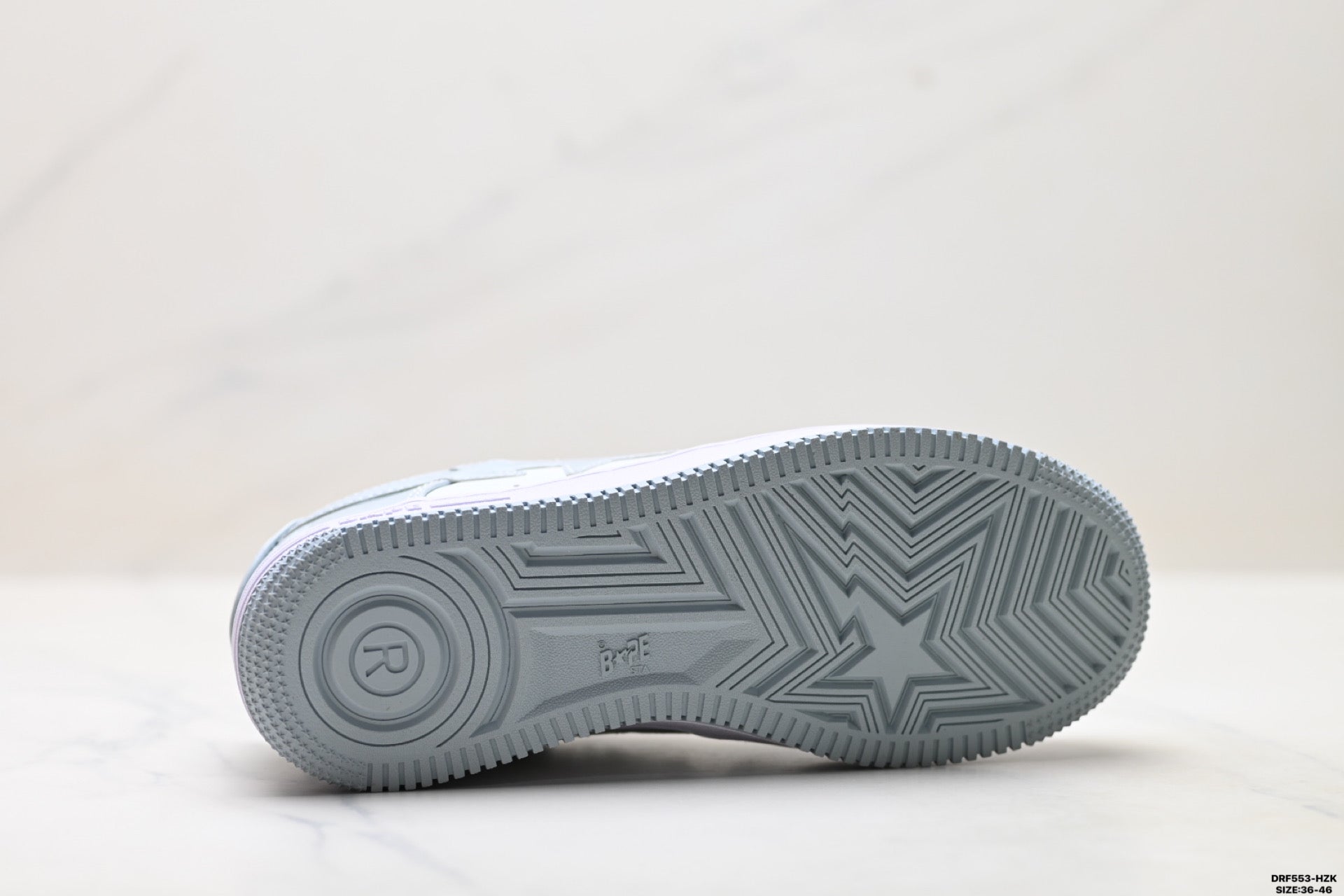 BAPE-Inspired Low-Top Streetwear Sneakers – Silver / White