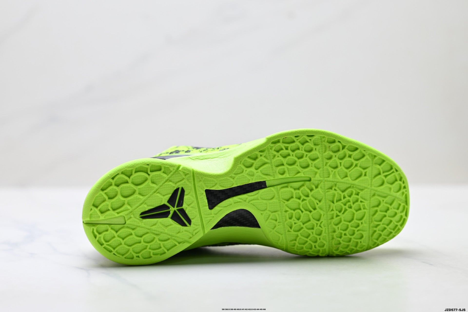 Nike Zoom Kobe VIII Low Retro Basketball Sneaker