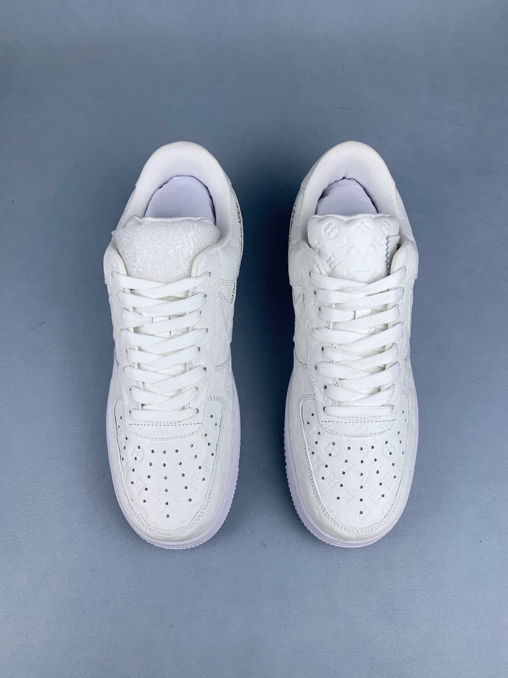 NIKE Air Force 1 Sneakers