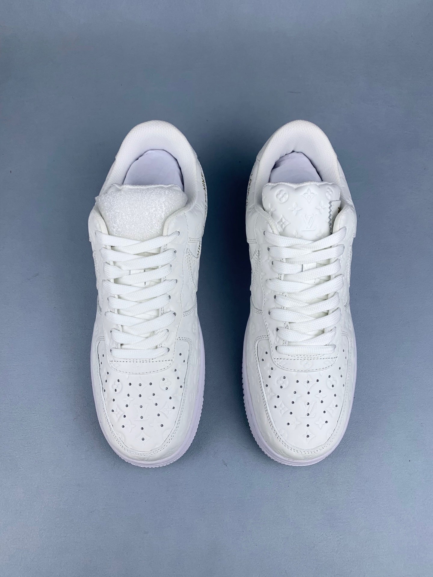 NIKE Air Force 1 Sneakers