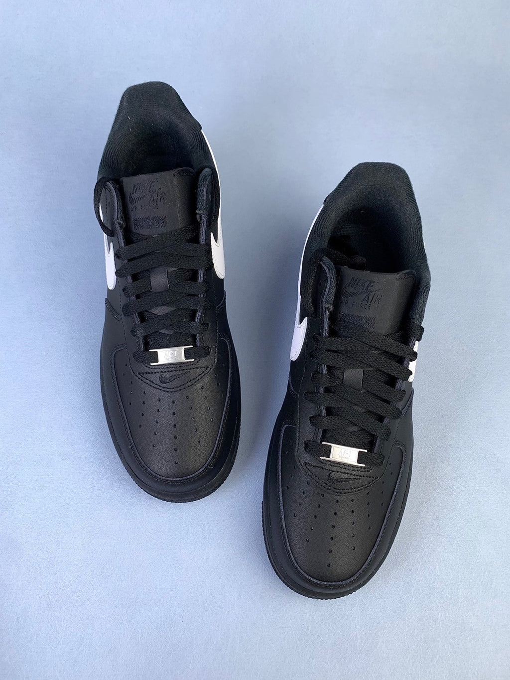 NIKE Air Force 1 Sneakers