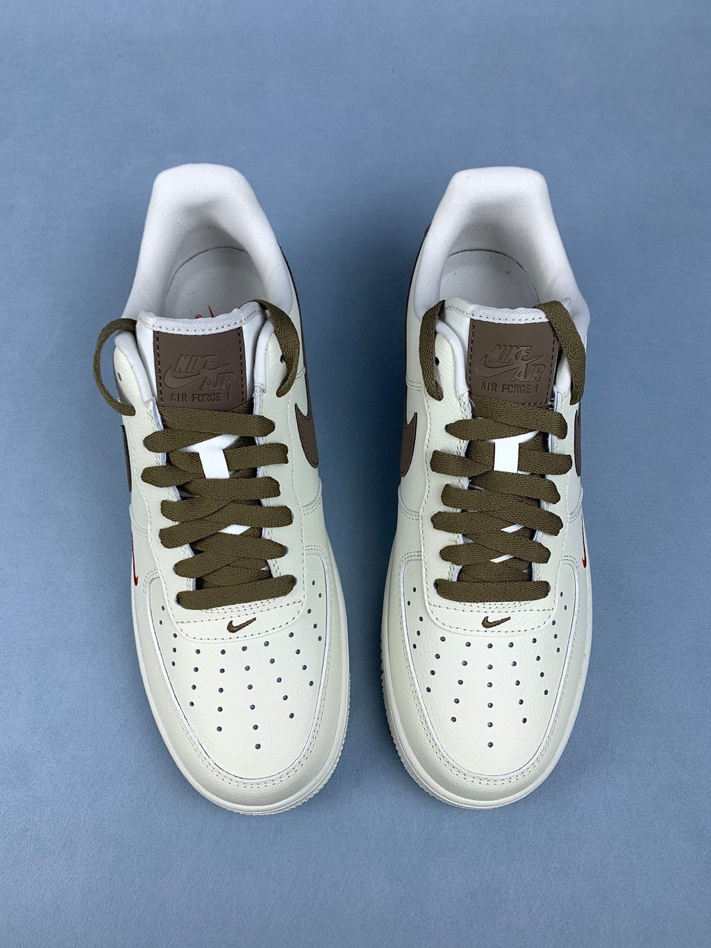 NIKE Air Force 1 Sneakers