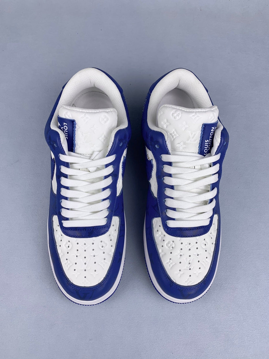 NIKE Air Force 1 Sneakers